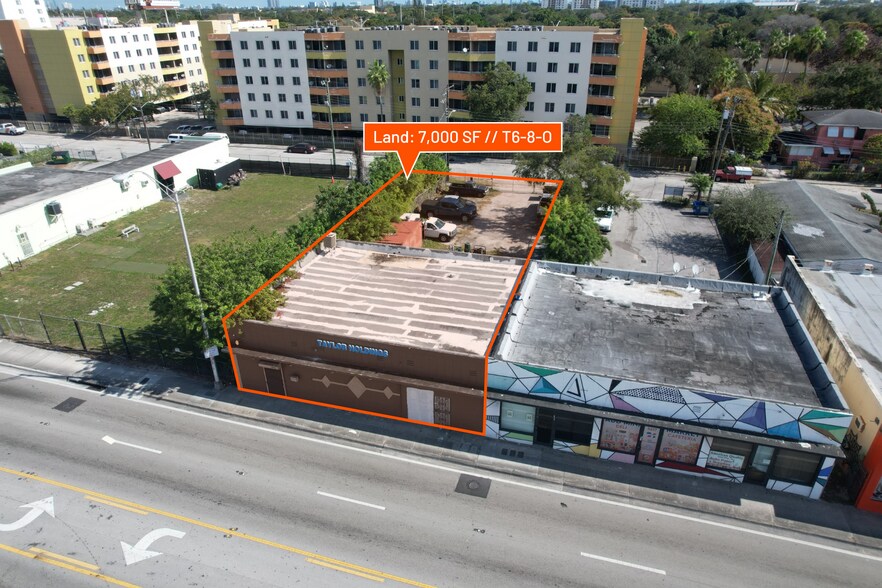 5621 NW 7th Ave, Miami, FL à vendre - Photo de l’immeuble – Image 3 sur 6