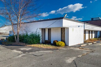 Plus de détails pour 225 Underhill Blvd, Syosset, NY - Industriel/Logistique à louer