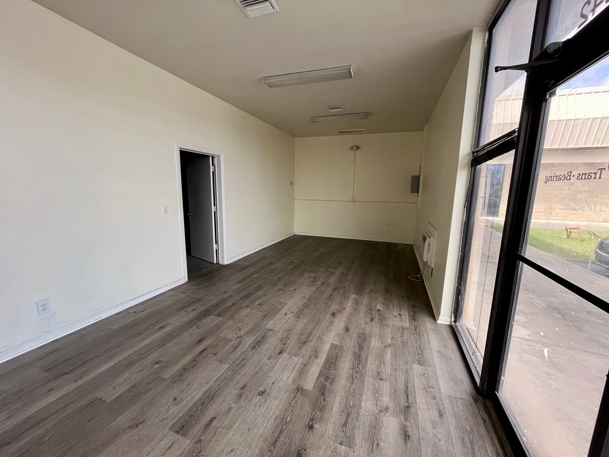 4101-4119 Bandy Blvd, Fort Pierce, FL à louer Photo intérieure– Image 1 sur 7