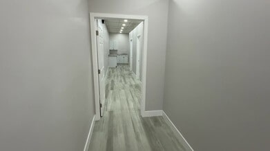 2439-2489 N State Road 7, Fort Lauderdale, FL à louer - Vidéo sur l’annonce professionnelle 