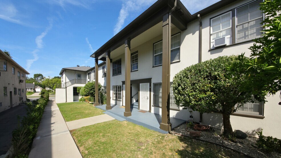 518 S Sierra Madre Blvd, Pasadena, CA à vendre - Photo principale – Image 1 sur 4