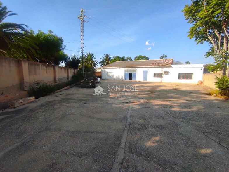 Industriel/Logistique dans Novelda, Alicante à vendre - Photo de l’immeuble – Image 1 sur 14