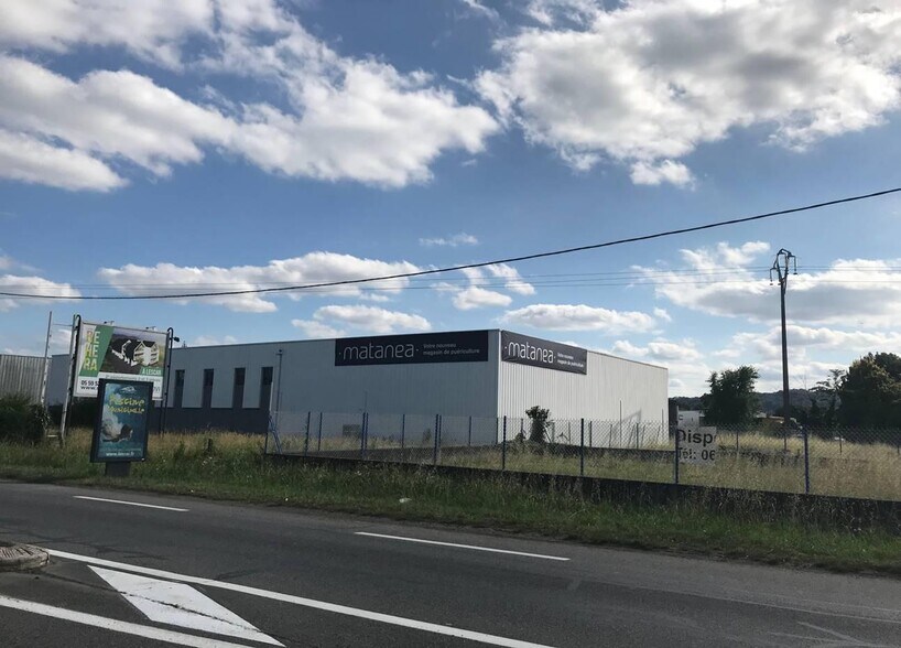 Rue Des Anciens Combattants, Lescar à louer - Photo de l’immeuble – Image 2 sur 3