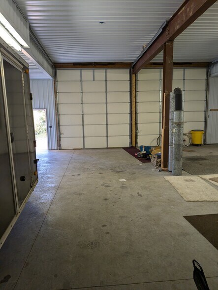 780 E Pearl St, Kasota, MN à vendre - Photo de l’immeuble – Image 3 sur 6