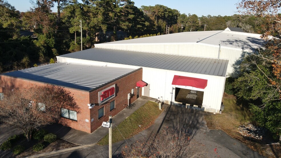 2405 Wrightsville Ave, Wilmington, NC à louer - Photo principale – Image 1 sur 10