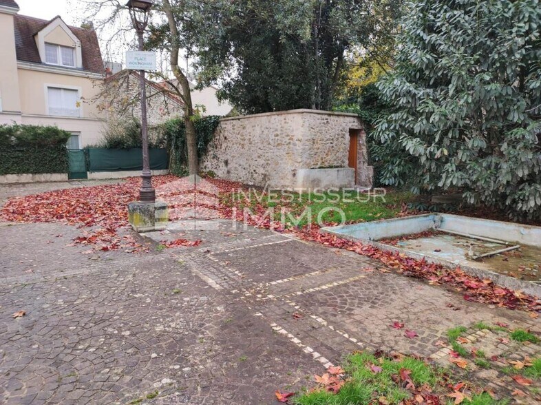 Bureau dans Viry Chatillon à louer - Photo de l’immeuble – Image 2 sur 3