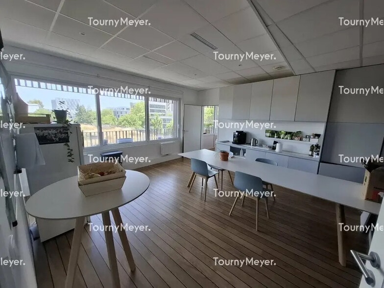 Bureau dans Nantes à louer - Photo de l’immeuble – Image 2 sur 6
