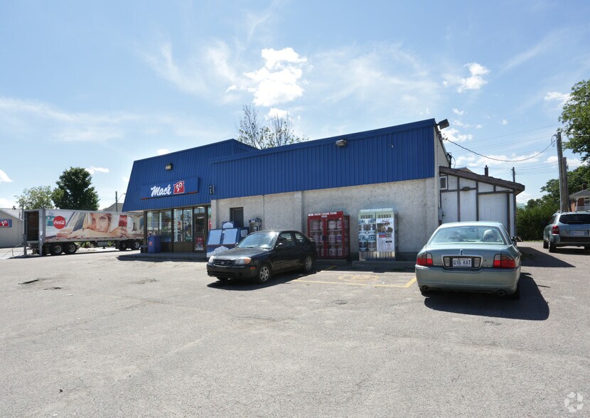 12 Raglan St N, Renfrew, ON à vendre - Photo de l’immeuble – Image 2 sur 7
