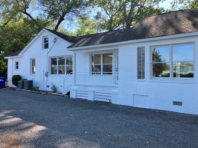 1411 Ashley River Rd, Charleston, SC à vendre - Photo de l’immeuble – Image 1 sur 14