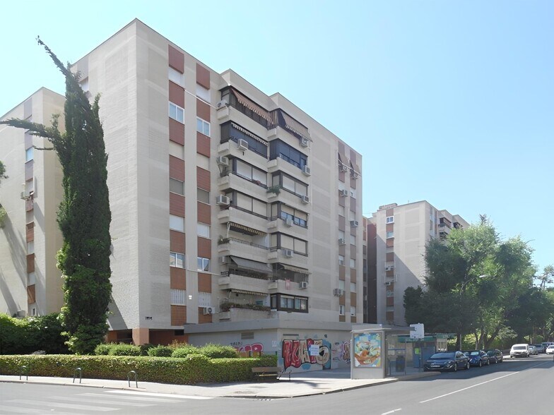 Calle de los Yébenes, 78, Madrid, Madrid à vendre - Photo de l’immeuble – Image 1 sur 1