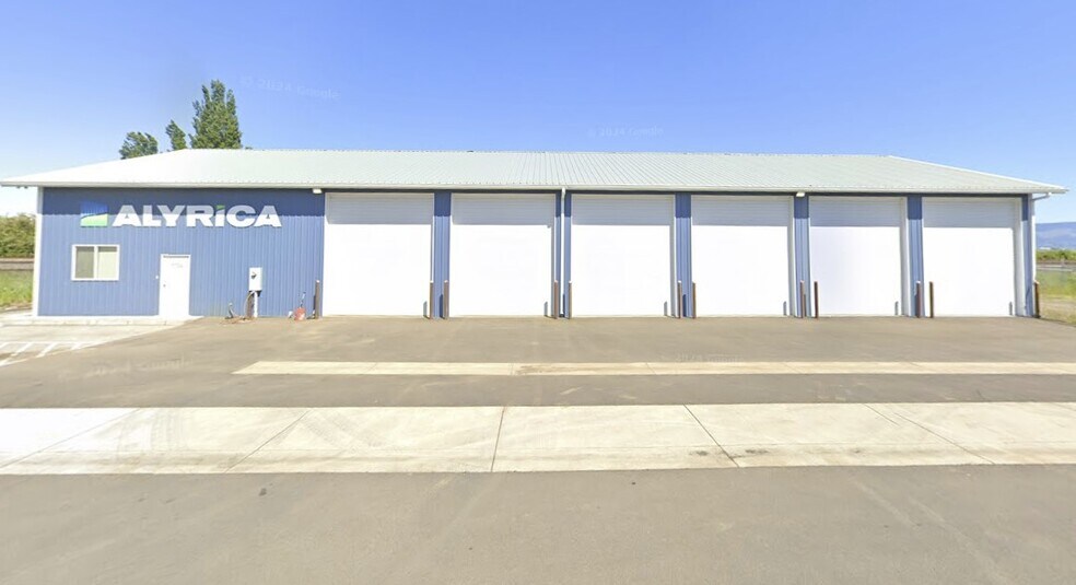 1136 W 1st St, Halsey, OR à louer - Photo de l’immeuble – Image 2 sur 6