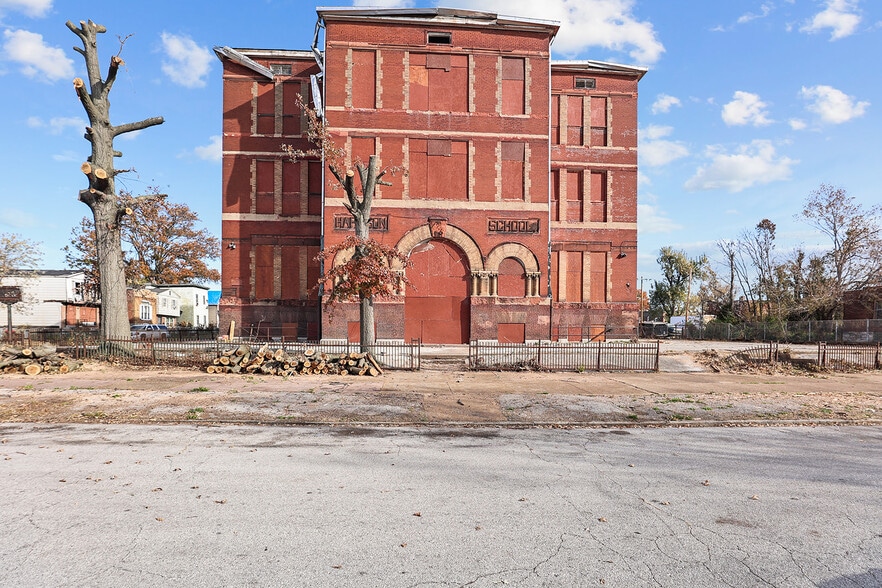 4224 Fair Ave, Saint Louis, MO à vendre - Photo principale – Image 1 sur 36