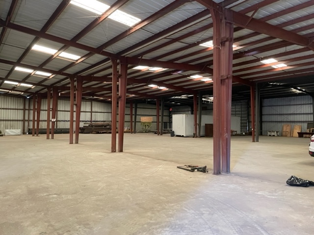 18846 N Highway 99, Acampo, CA à louer - Photo intérieure – Image 3 sur 9