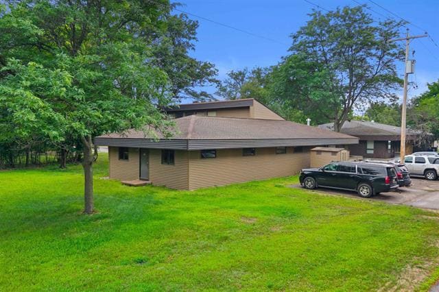 120 Wilshire Blvd N, Stevens Point, WI à vendre Photo principale– Image 1 sur 18