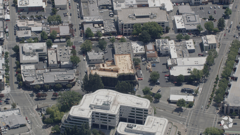 1380 N California Blvd, Walnut Creek, CA à louer - Vidéo aérienne – Image 2 sur 55