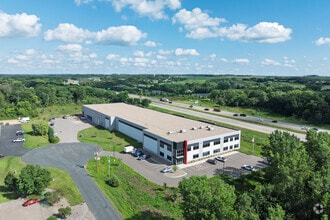 651 Commerce Dr, Hudson, WI - VUE AÉRIENNE  vue de carte