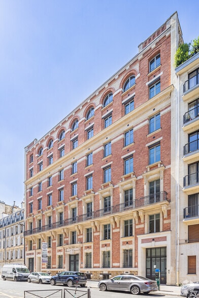 24 Rue Du Général Bertrand, Paris à louer - Photo principale – Image 1 sur 2