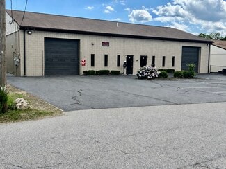 Plus de détails pour 58 Kent Ave, Warwick, RI - Industriel/Logistique à vendre