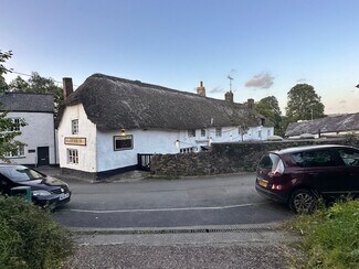 Plus de détails pour Village Rd, Christow - Local commercial à vendre