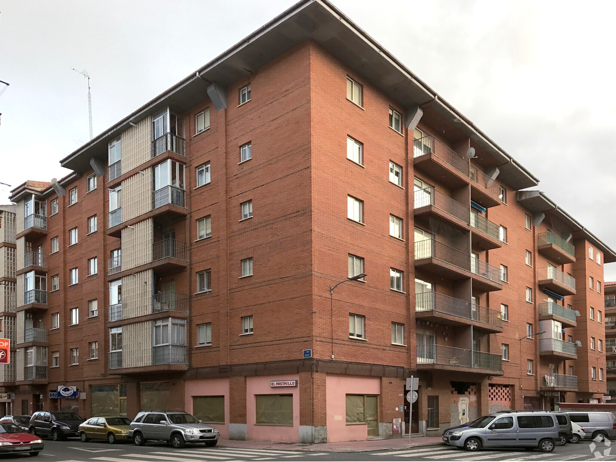 Calle Rafaela de Antonio, 6, Ávila, Ávila à louer Photo principale– Image 1 sur 4
