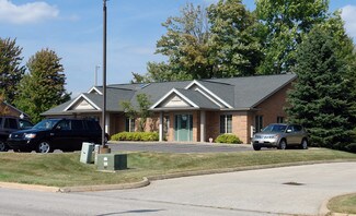 Plus de détails pour 918 Trailwood Dr, Youngstown, OH - Bureau à vendre