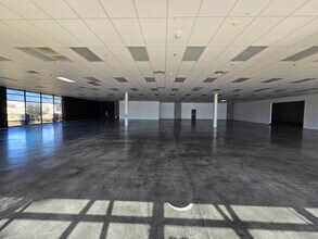 Rainbow Blvd, Las Vegas, NV à louer Photo intérieure– Image 2 sur 5