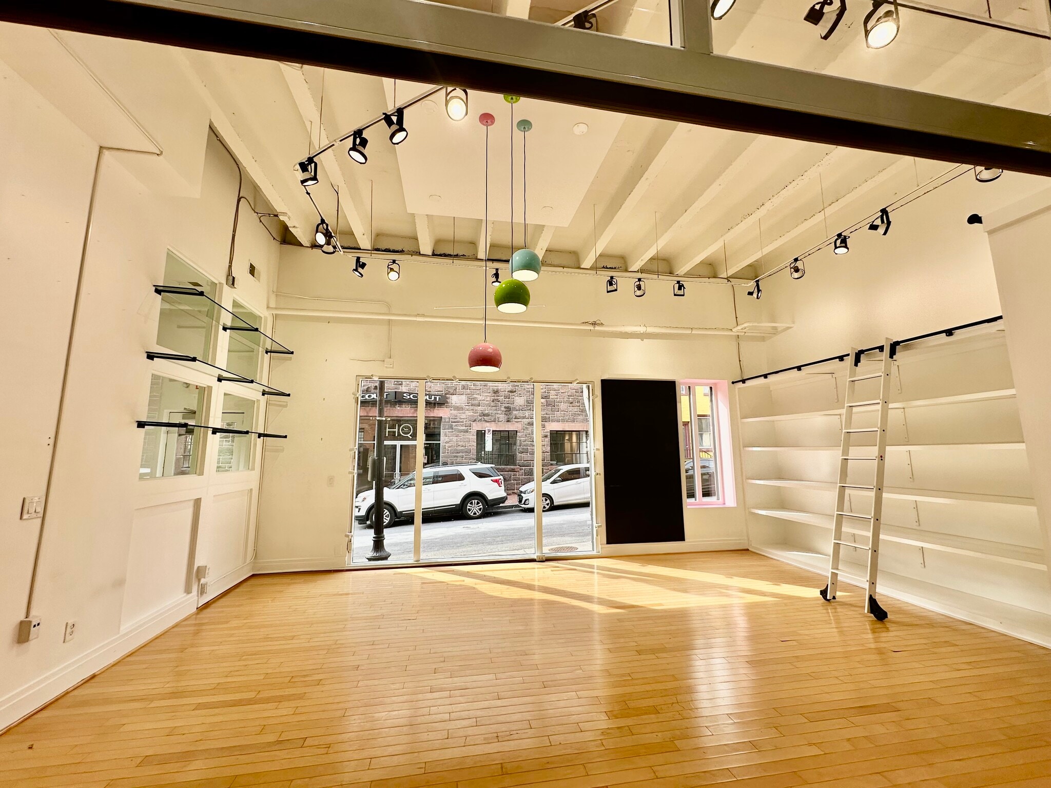 1028 33rd St NW, Washington, DC à louer Photo intérieure– Image 1 sur 12
