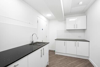 Plus de détails pour 36-40 Jermyn St, Londres - Coworking à louer