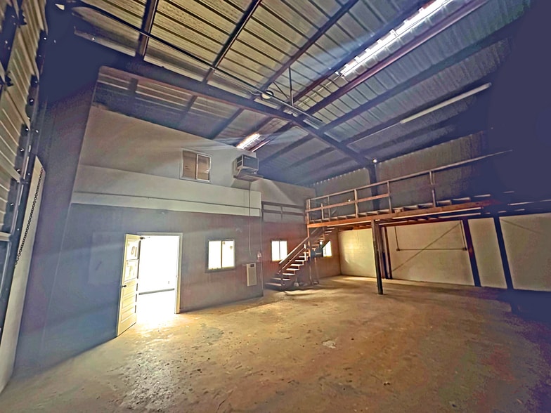 1731 S San Marcos, San Antonio, TX à louer - Photo intérieure – Image 2 sur 23