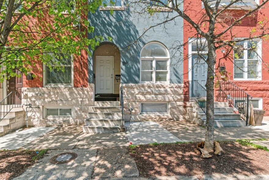 210 E Lafayette Ave, Baltimore, MD à vendre - Photo de l’immeuble – Image 3 sur 33