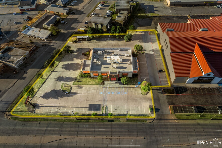 3701 Call Field Rd, Wichita Falls, TX à louer - Photo de l’immeuble – Image 3 sur 31