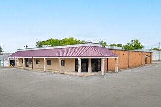 Plus de détails pour 739 Madison St, Clarksville, TN - Local d'activités à louer