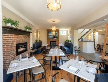 Hampton Court Rd, East Molesey à vendre - Photo de l’immeuble – Image 3 sur 5