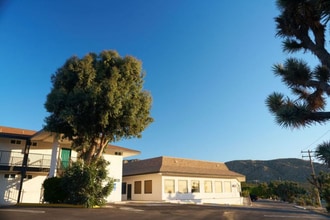 54850 29 Palms Hwy, Yucca Valley, CA à louer Photo de l’immeuble– Image 2 sur 8