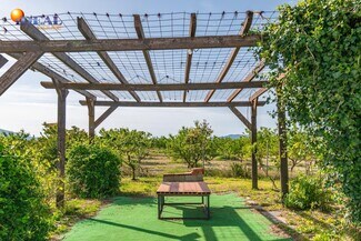 Plus de détails pour Terrain à vendre