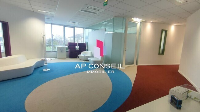 Plus de détails pour Bureau à louer