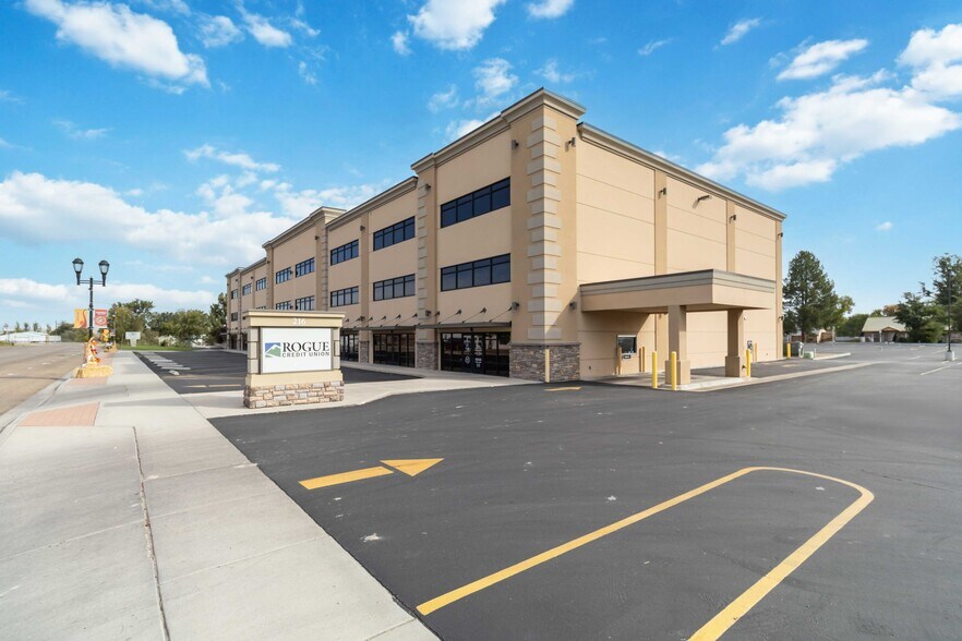 222 N Plymouth Ave, New Plymouth, ID à vendre - Photo de l’immeuble – Image 3 sur 21
