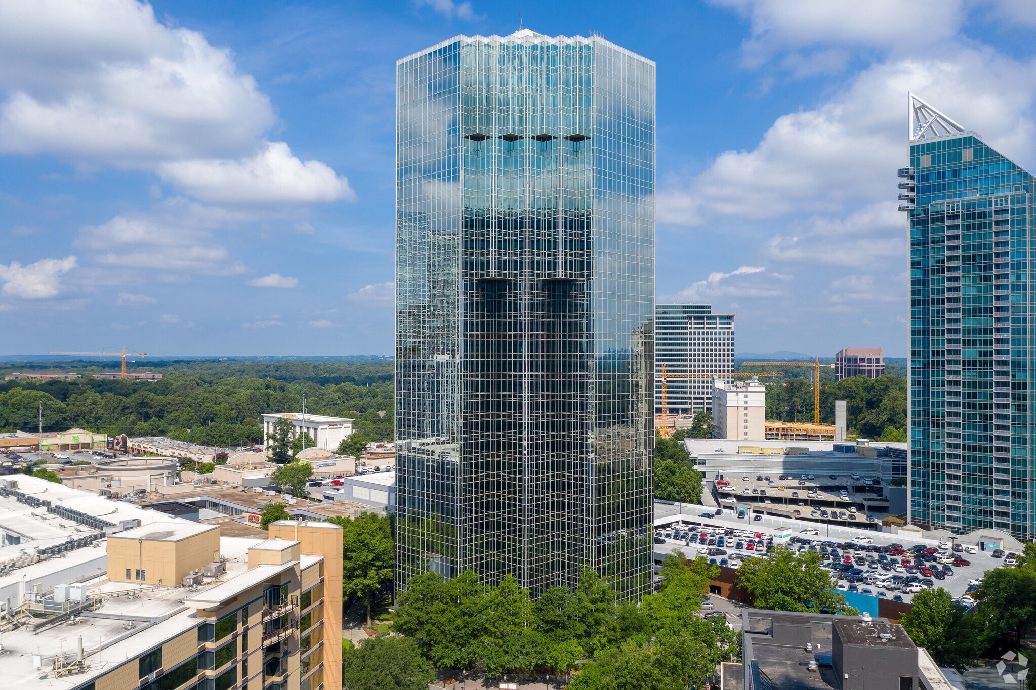 3340 Peachtree Rd NE, Atlanta, GA à louer Photo principale– Image 1 sur 19