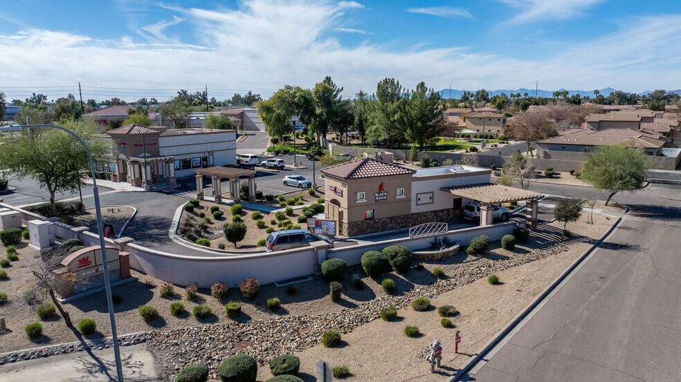 2120 N McQueen Rd, Chandler, AZ à vendre - Photo principale – Image 1 sur 2