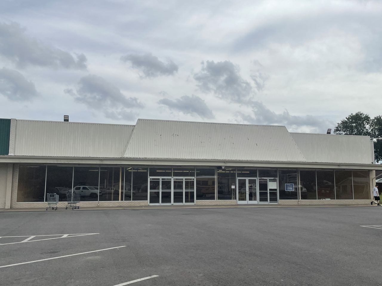 901-905 Tate Cove Rd, Ville Platte, LA à louer Photo de l’immeuble– Image 1 sur 2