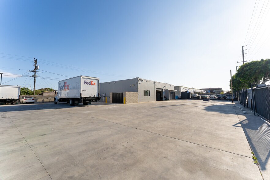 1322 W Compton Blvd, Compton, CA à vendre - Photo de l’immeuble – Image 3 sur 23