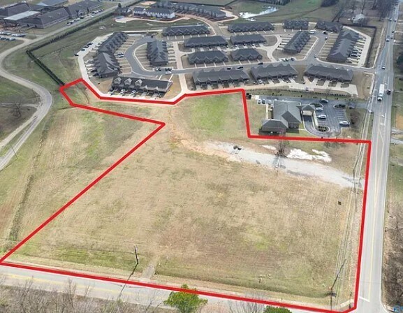 16296 Lucas Ferry Rd, Athens, AL à vendre - Photo de l’immeuble – Image 1 sur 2
