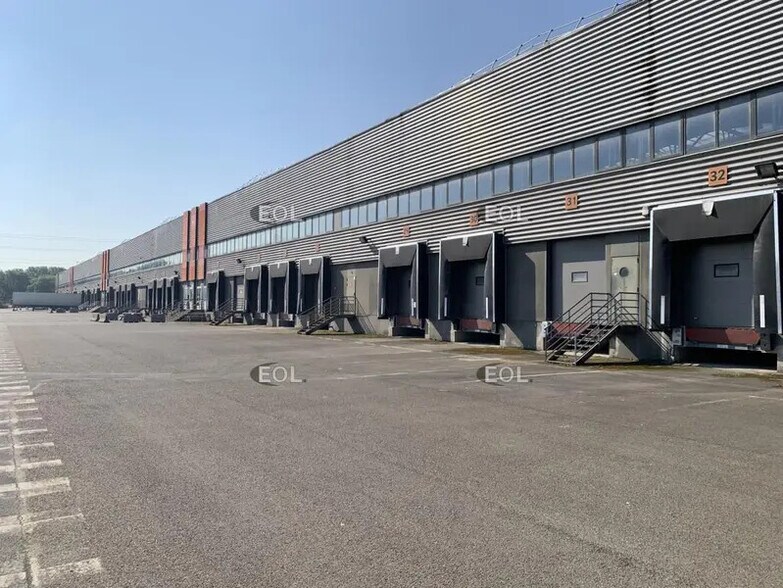 Industriel/Logistique dans Gennevilliers à louer - Photo de l’immeuble – Image 1 sur 11