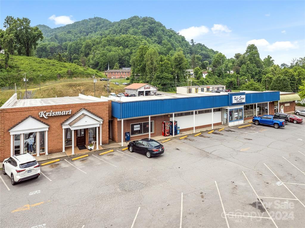 30 E Main St, Sylva, NC à vendre Photo principale– Image 1 sur 2