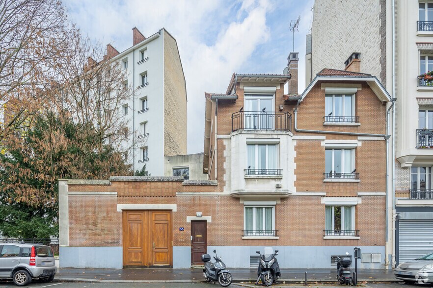 33 Rue De La Fontaine À Mulard, Paris à louer - Photo principale – Image 1 sur 2