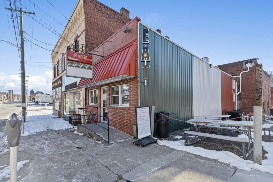 114 E Lincoln Ave, Mc Donald, PA à louer - Photo de l’immeuble – Image 3 sur 85