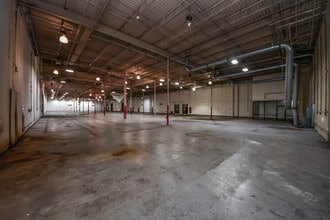 12002 Southwest Fwy, Meadows Place, TX à vendre Photo intérieure– Image 2 sur 21