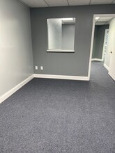 1501 Robert J Conlan Blvd NE, Palm Bay, FL à louer Photo intérieure– Image 2 sur 7