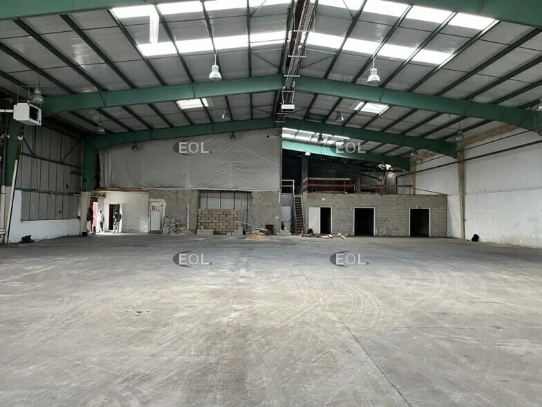 Industriel/Logistique dans Argenteuil à louer - Photo de l’immeuble – Image 2 sur 4