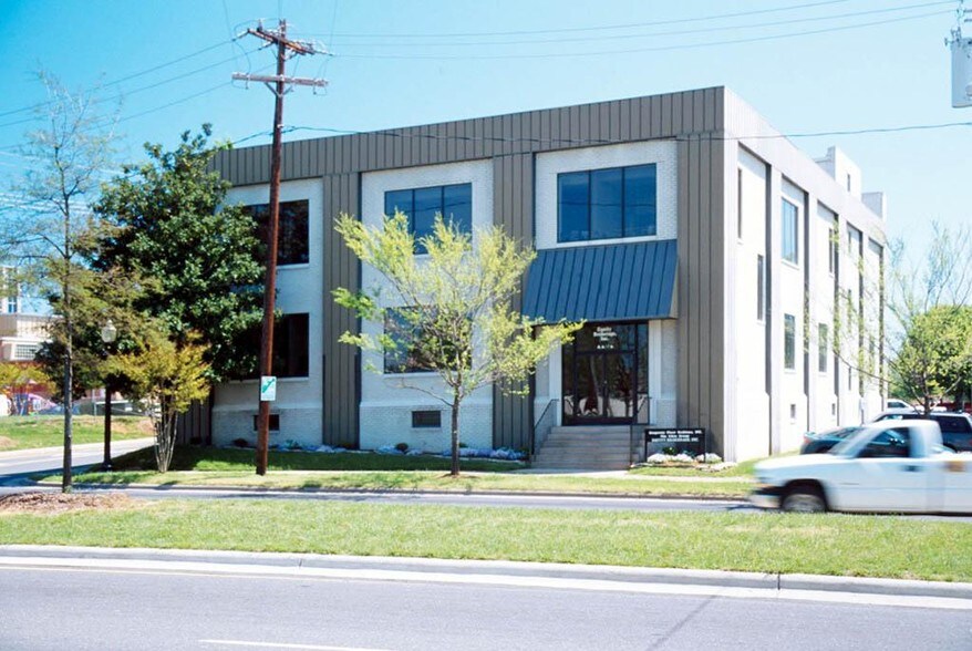 1101 South Blvd, Charlotte, NC à louer - Photo de l’immeuble – Image 2 sur 7
